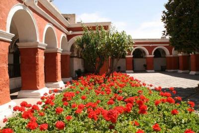 Afternoon : Arequipa city tour with Santa Catalina Monastery