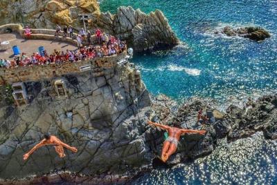 ⭐4 Hr Acapulco High Cliff Diver Chapel Peace City Tour Super Save ⭐4 Hr Acapulco High Cliff Diver Chapel Peace City Tour Super Save