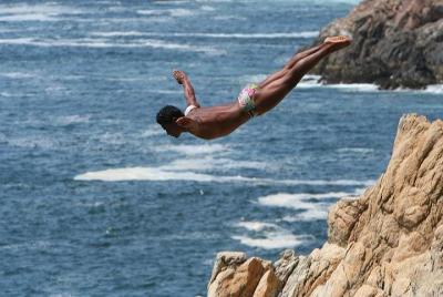Acapulco 2-hour Iconic High Cliff Divers Shows Acapulco 2-hour Iconic High Cliff Divers Shows