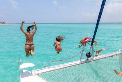 Snorkelling Adventure at Isla Mujeres Includes Lunch and Open Bar Snorkelling Adventure at Isla Mujeres Includes Lunch and Open Bar