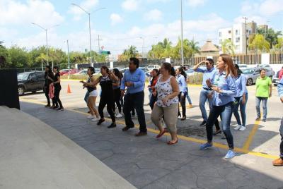 ✋Cancun Salsa or Bachata Dance lesson from Cancun Playa del Carme ✋Cancun Salsa or Bachata Dance lesson from Cancun Playa del Carme