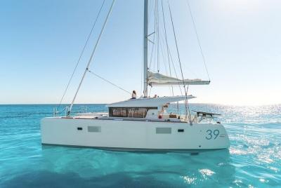 39 ft Catamaran 39 ft Catamaran