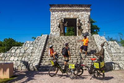 Cozumel: City Tour by E-bike Cozumel: City Tour by E-bike