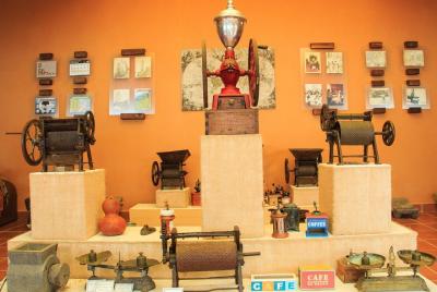 Local Coffee Tasting and Cultural Experience