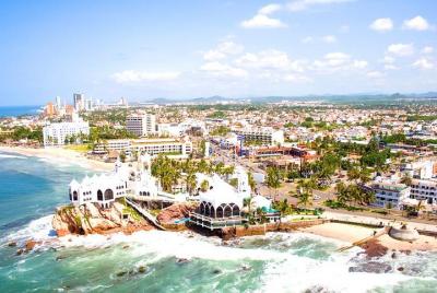 Day Pass at Mazatlan Beach Front Resort with Lunch Day Pass at Mazatlan Beach Front Resort with Lunch