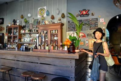 Merida Cantinas Walking Tour with Beer and Snacks Merida Cantinas Walking Tour with Beer and Snacks