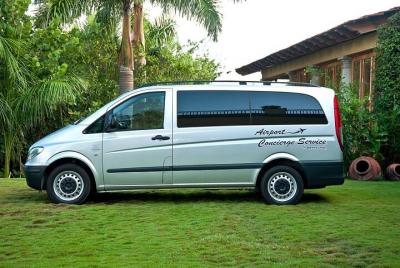 Deluxe Private Minivan from Merida Airport to Hotels Deluxe Private Minivan from Merida Airport to Hotels