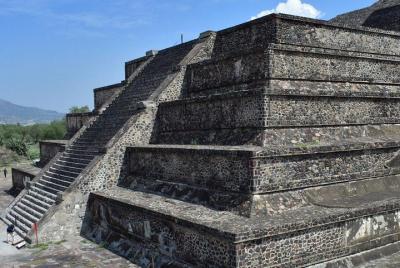 Thrifty combo 2 Days visiting Basilica of Guadalupe, Pyramids, Cu Thrifty combo 2 Days visiting Basilica of Guadalupe, Pyramids, Cu