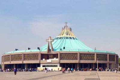 2 Days visiting Basilica of Guadalupe, Pyramids, Frida Kahlo muse 2 Days visiting Basilica of Guadalupe, Pyramids, Frida Kahlo muse
