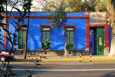 Xochimilco, Coyoacán and Frida Kahlo Museum in 1 day