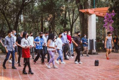 Salsa Bachata lesson and party Salsa Bachata lesson and party