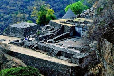 Magic town Malinalco Magic town Malinalco