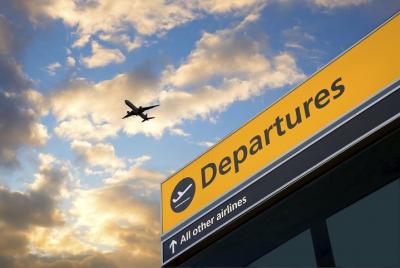 Shared Departure Transfer: Hotels to Ixtapa-Zihuatanejo Internati Shared Departure Transfer: Hotels to Ixtapa-Zihuatanejo Internati