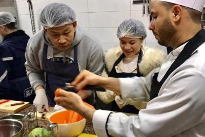 Let Let's discover the secrets of Moroccan food