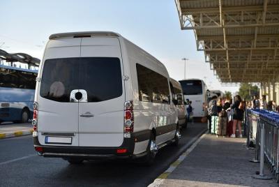 Private Departure Transfer: Fez Hotel to Fez Airport Private Departure Transfer: Fez Hotel to Fez Airport