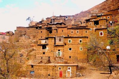 Atlas Mountains and Three Valleys: Private Guided Day Trip from Marrakech