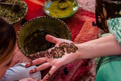 Moroccan Art Henna traditions 