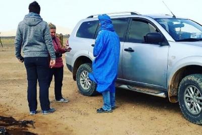 2 Hour by 4x4 in Merzouga Region, Visit Nomads, Gnawa Music. Panoramique View.