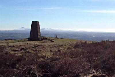 Belfast Private Guided Mountain Trekking Tour  Belfast Private Guided Mountain Trekking Tour