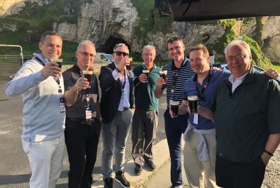 Belfast Executive Black Taxi Tour, Drive across the divide, segragated Belfast,  Belfast Executive Black Taxi Tour, Drive across the divide, segragated Belfast,