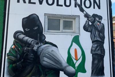 Original Belfast history war and mural tour by Black cab Original Belfast history war and mural tour by Black cab