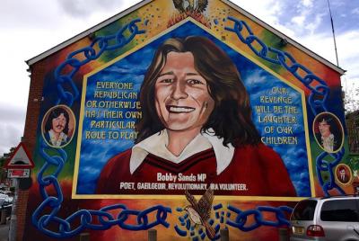 Belfast Private Mural Tour and Historical Sites