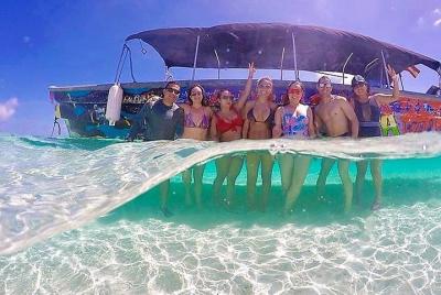 San Blas Day Tour - Visit 1 Paradise Islands and the Natural Pools  San Blas Day Tour - Visit 1 Paradise Islands and the Natural Pools