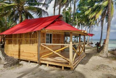 2D/1N Paradise Island in San Blas + Boat Tour - Private Cabin (2 Guests min) 2D/1N Paradise Island in San Blas + Boat Tour - Private Cabin (2 Guests min)