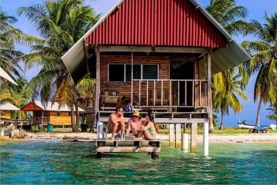 2D/1N Private Cabin Over-the-Ocean INCL Meals & Day Tour 2D/1N Private Cabin Over-the-Ocean INCL Meals & Day Tour