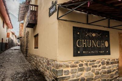 Ollantaytambo: Lunch at Chuncho restaurant Ollantaytambo: Lunch at Chuncho restaurant