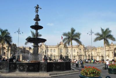 Tour colonial y vida contemporánea de la ciudad de Lima Tour colonial y vida contemporánea de la ciudad de Lima