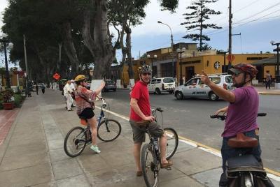 Bike Tour San Isidro, Miraflores and Barranco, Bike Tour San Isidro, Miraflores and Barranco,