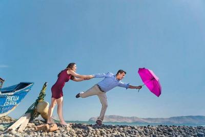 Private Photo Session with a Local Photographer in Paracas Private Photo Session with a Local Photographer in Paracas