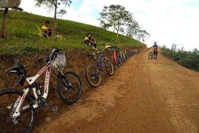 Dumaguete Three Town Mountain Bike Tour Dumaguete Three Town Mountain Bike Tour