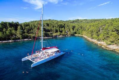 Full-Day Catamaran Cruise to Hvar & Pakleni Islands with Food and Full-Day Catamaran Cruise to Hvar & Pakleni Islands with Food and