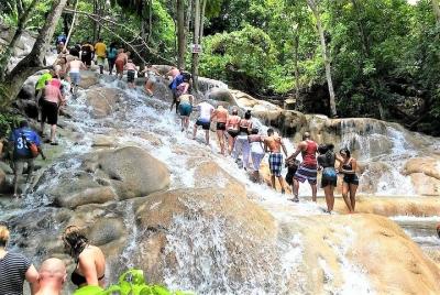Blue Hole, Secret Falls, and Dunn Blue Hole, Secret Falls, and Dunn's River Falls Combo Day-Trip fr