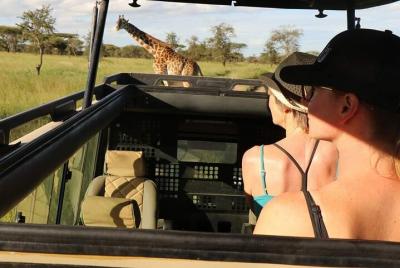 5 Day Tarangire,Serengeti,Ngorongoro & Manyara Camping Safari Tou 5 Day Tarangire,Serengeti,Ngorongoro & Manyara Camping Safari Tou