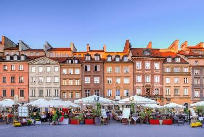 Warsaw Welcome Tour: Private Tour with a Local Warsaw Welcome Tour: Private Tour with a Local
