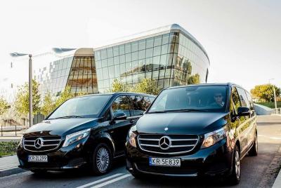 Premium private Warsaw Okecie airport transfer up 3 people Premium private Warsaw Okecie airport transfer up 3 people