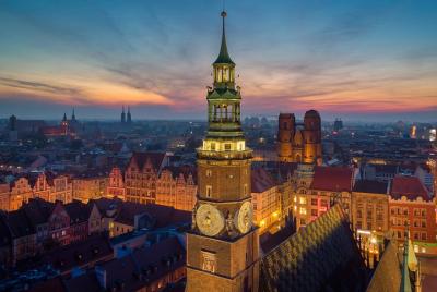 Top Attractions Of Wroclaw Tour in Small Groups  Top Attractions Of Wroclaw Tour in Small Groups