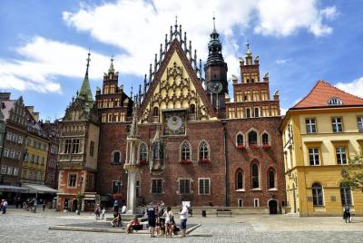 Wroclaw: Old Town Highlights Private Walking Tour