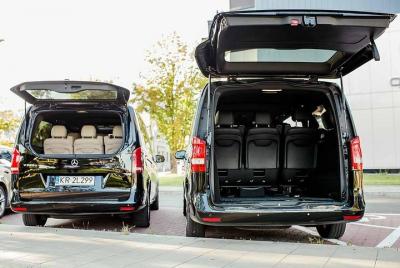 Private Wroclaw airport transfer up 4 people