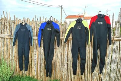 Surfboard rental with wetsuit up to 5 days