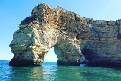 Unmanned kayak rental - Praia da Marinha (Algarve) Unmanned kayak rental - Praia da Marinha (Algarve)