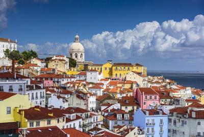 Small-Group Alfama Walking Tour