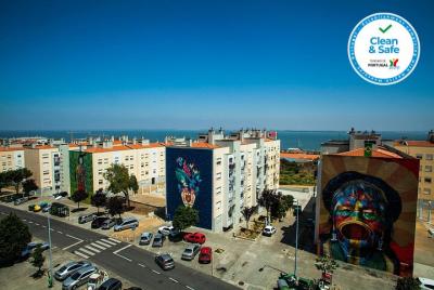 Mon Ami Maravilha - Lisbon Street Art Tuk Tuk Tour Mon Ami Maravilha - Lisbon Street Art Tuk Tuk Tour