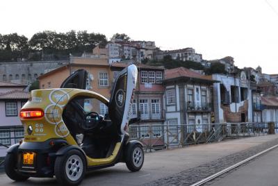 Porto City Center: Self-Drive Private City Tour in E-Cars Porto City Center: Self-Drive Private City Tour in E-Cars