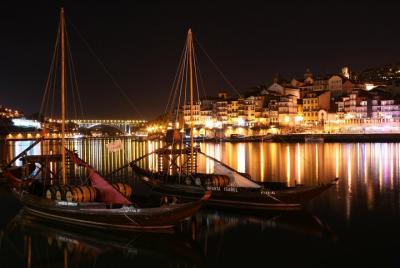 Fado Show with Dinner in Porto Fado Show with Dinner in Porto