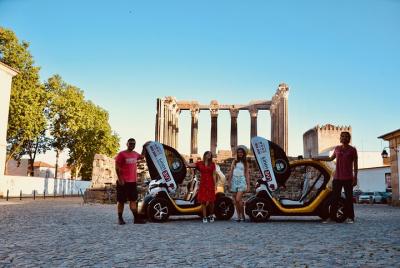 Evora Historic Center: Self-Drive Private City Tour in E-cars