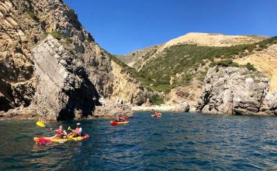 Kayak Tour along Sesimbra - Arrábida Natural Park Kayak Tour along Sesimbra - Arrábida Natural Park
